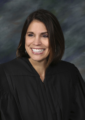 Mary DeBoer portrait.