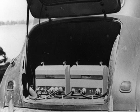 1946 Ford Trunk with Motorola 30Ds 1946 Ford Trunk with Motorola 30Ds