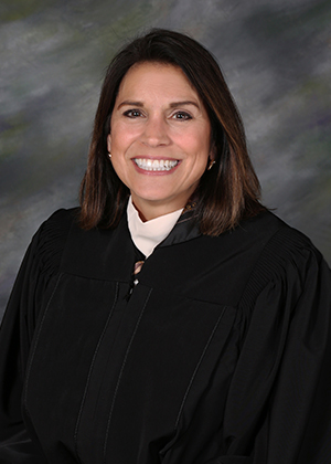 Mary DeBoer portrait.