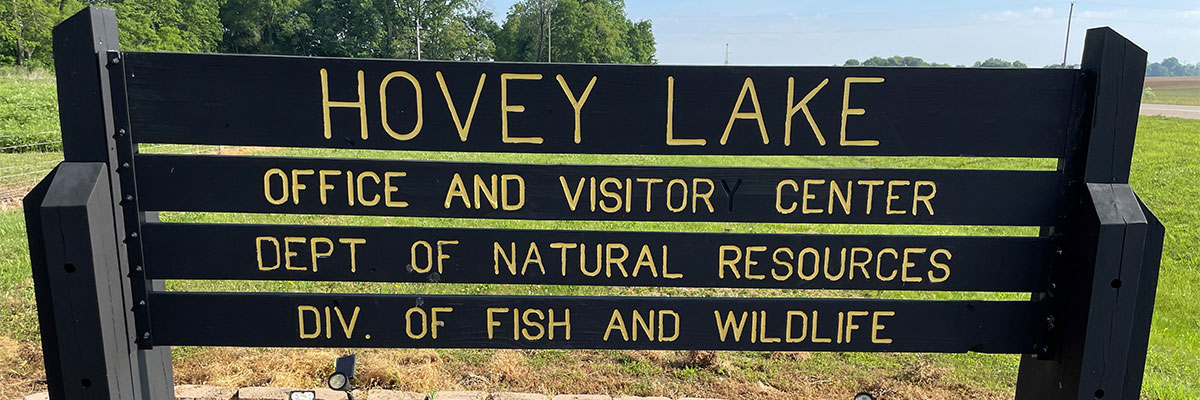 Hovey Lake Sign