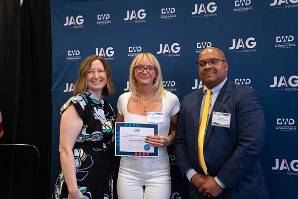 Download the image for 1st Place Shenandoah High School in the Chapter Commerical Competition