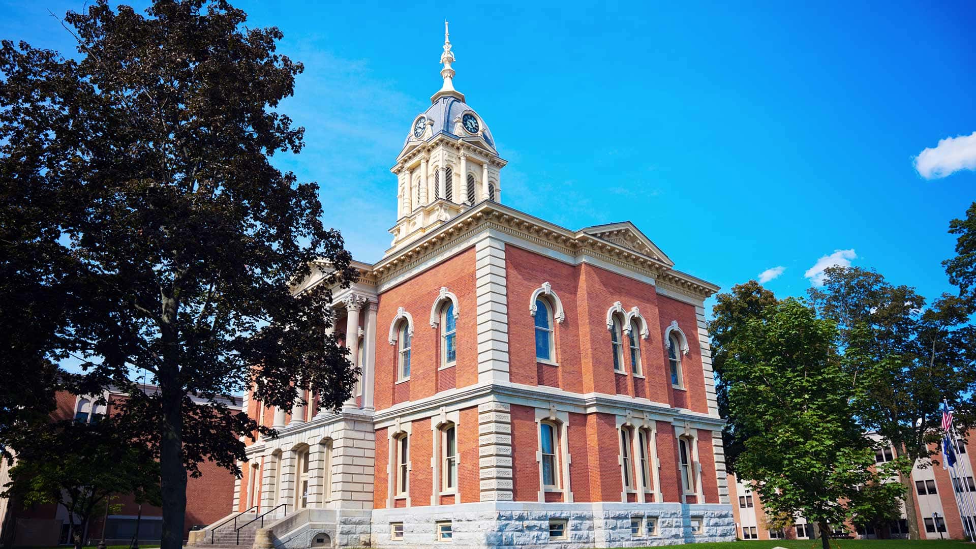 Plymouth Indiana courthouse