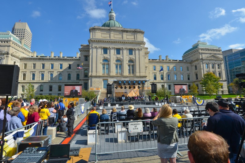 Bicentennial Plaza 1