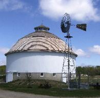 Built in 1924. Moved and restored in 1990-91. Farm machinery and antique tool displays include buggy, covered wagon, 1912 Lincoln truck, horse-drawn reaper, sheller, milk cans, horse and&nbsp;cow stalls, etc. Open&nbsp;Mon.-Sat. 9 am – 5 p.m. May – September. Closed holidays.