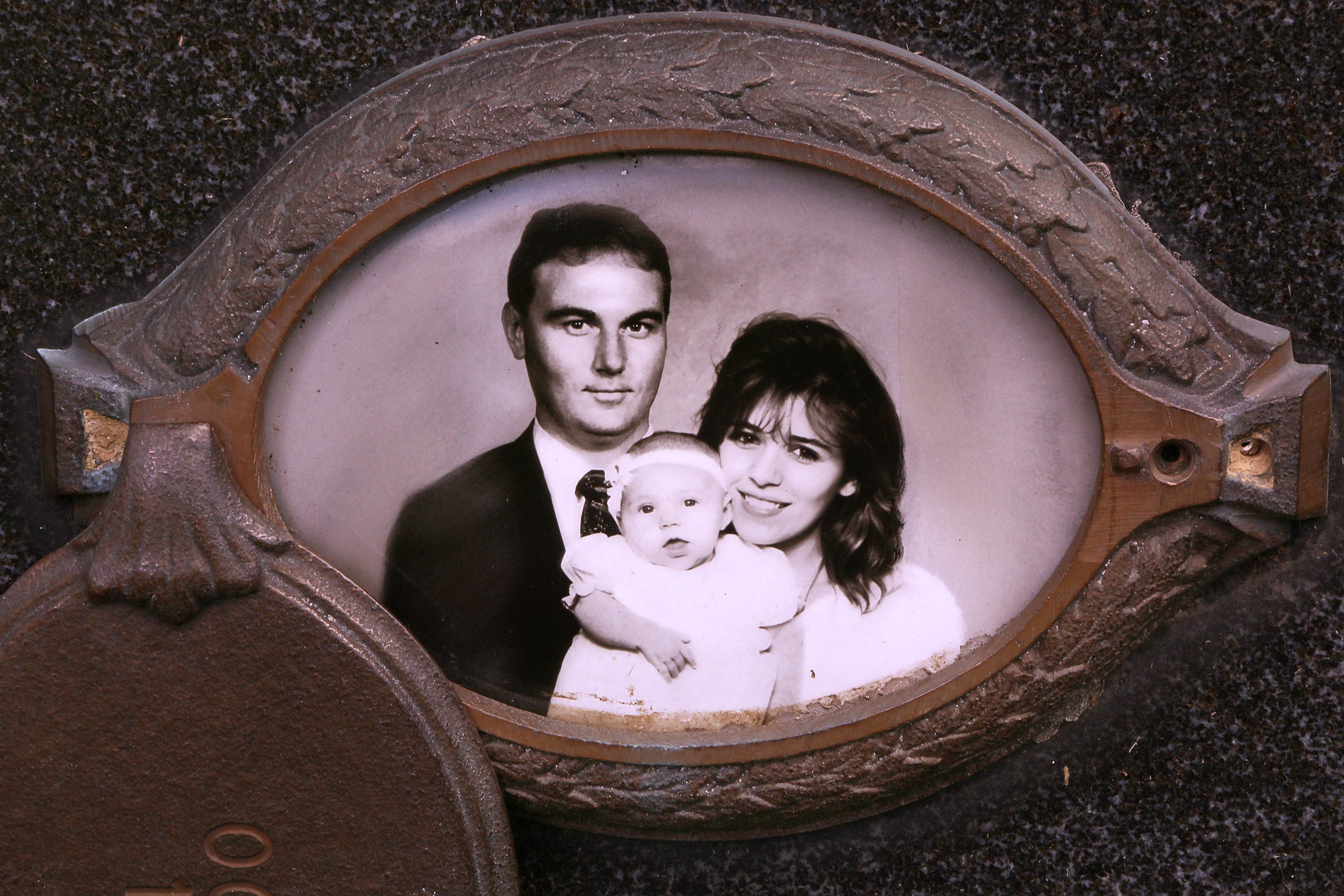 Headstone close-up - family photo