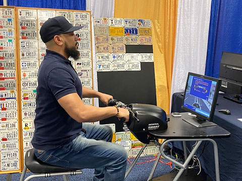 Man using rsi simulator